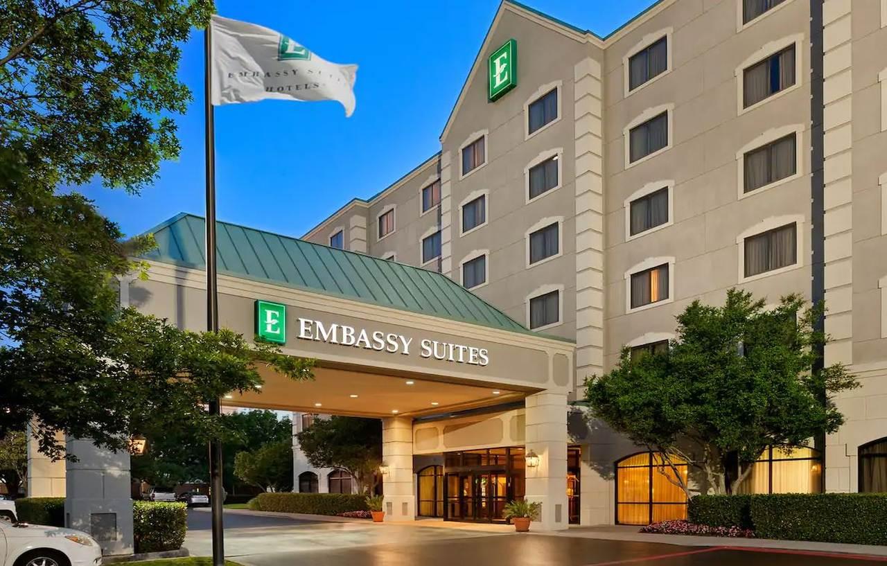Embassy Suites By Hilton Dallas Near The Galleria Esterno foto