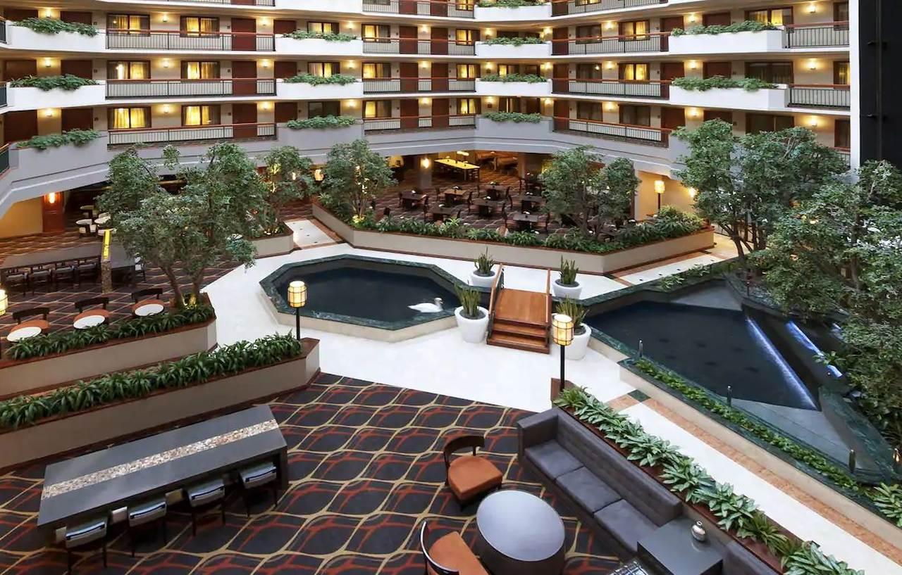 Embassy Suites By Hilton Dallas Near The Galleria Esterno foto