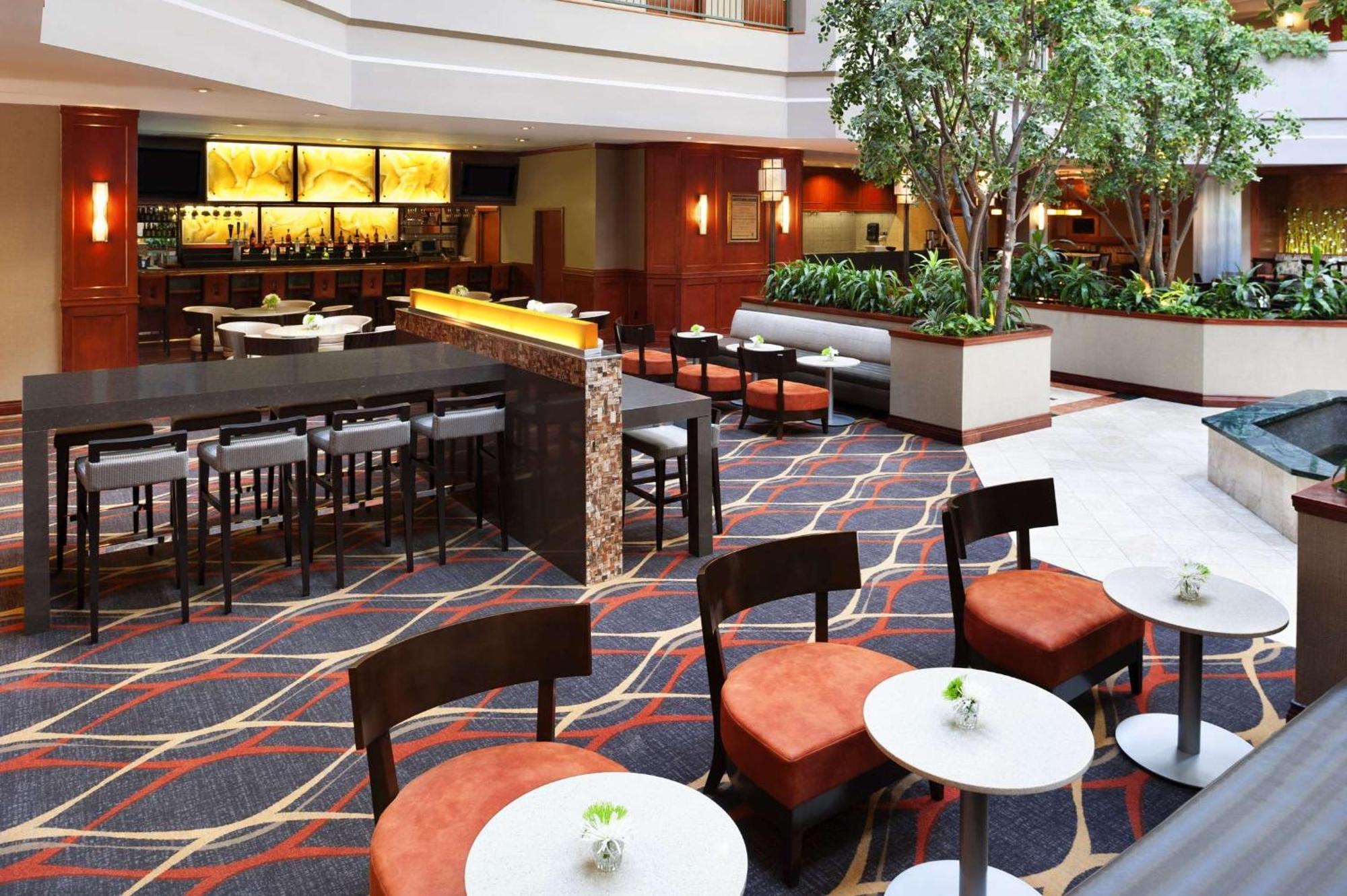 Embassy Suites By Hilton Dallas Near The Galleria Esterno foto