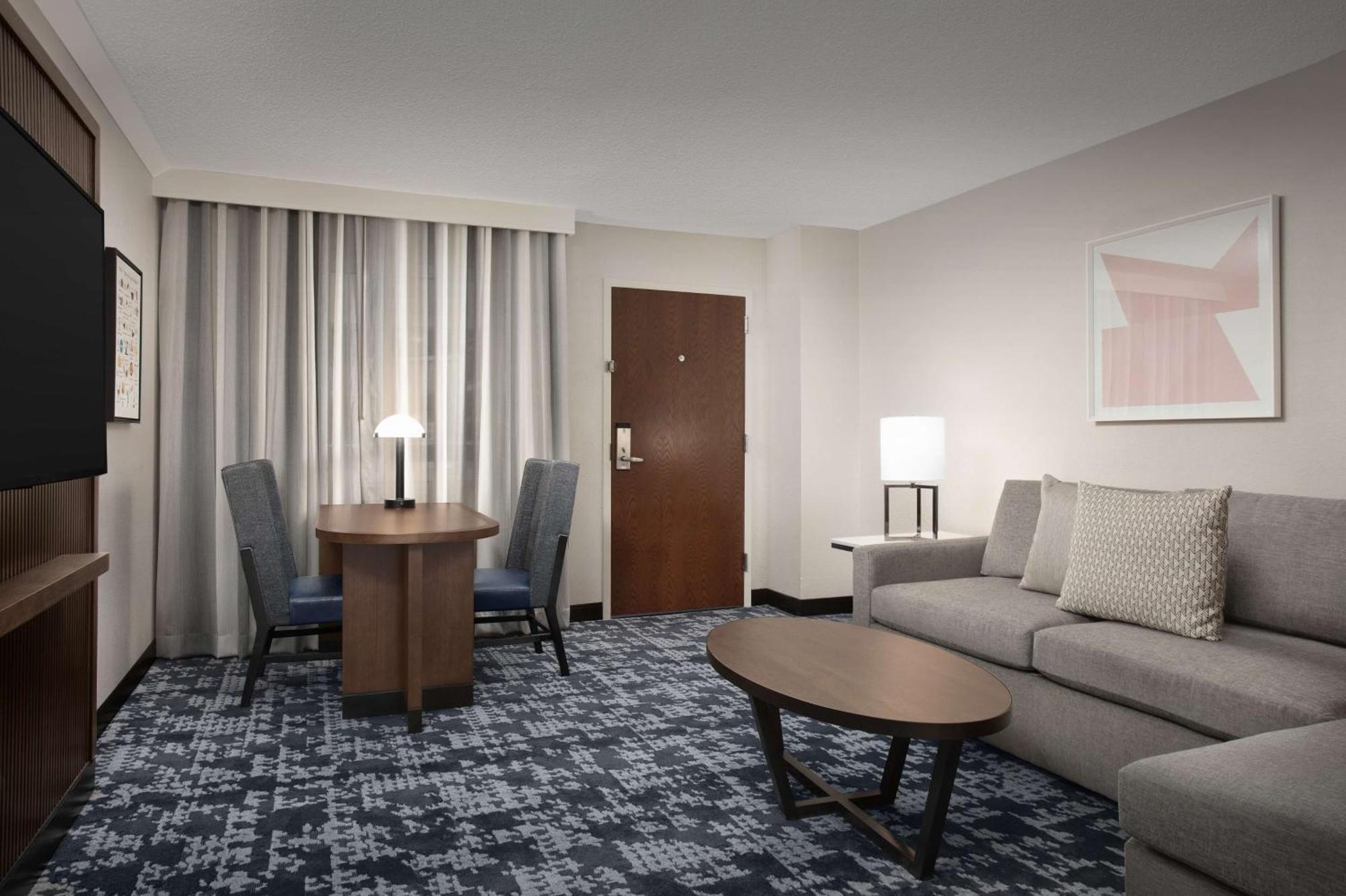 Embassy Suites By Hilton Dallas Near The Galleria Esterno foto