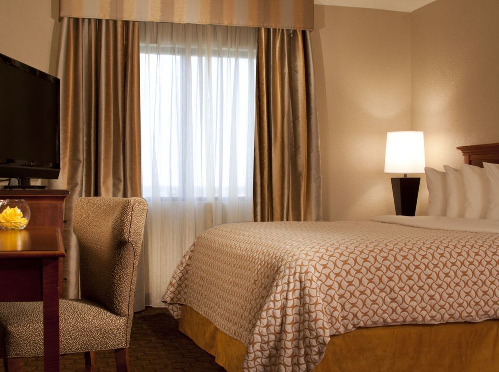 Embassy Suites By Hilton Dallas Near The Galleria Camera foto